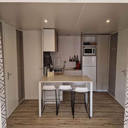 Mobil Home Tout Confort Saint-Hilaire-de-Riez Buitenkant foto